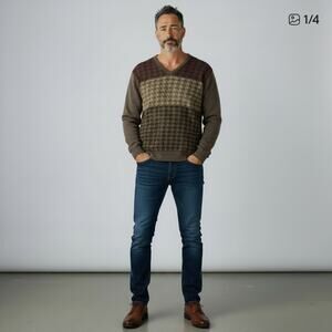 Neiman Marcus Men's Classic Cozy Merino Wool Blend V-neck Cozy Sweater Gray XXL